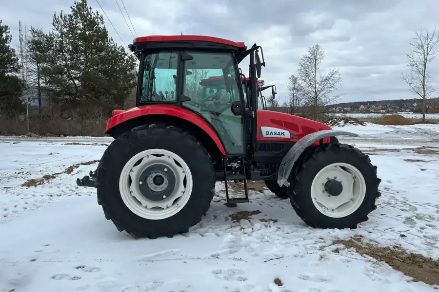 Універсальний трактор Basak 2110 S