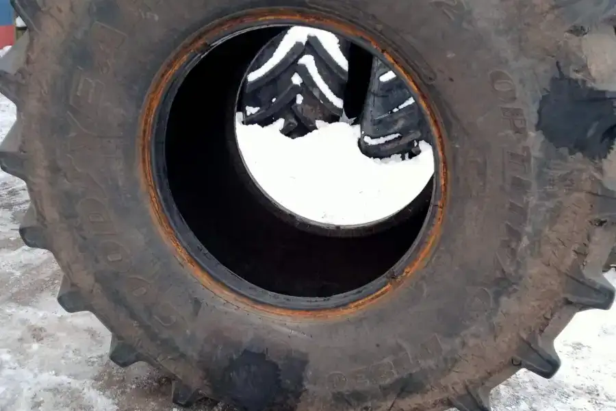 Бу шина 900/60r32 (35,5р32) Goodyear