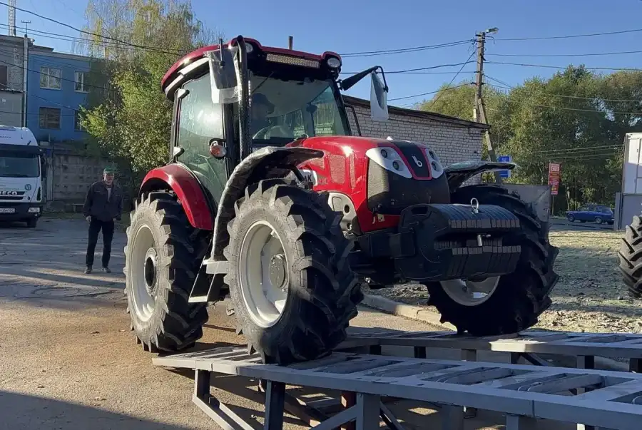 Універсальний тракторBasak 2110S