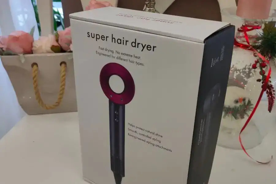 Новинка фен Dyson + 5 насадок