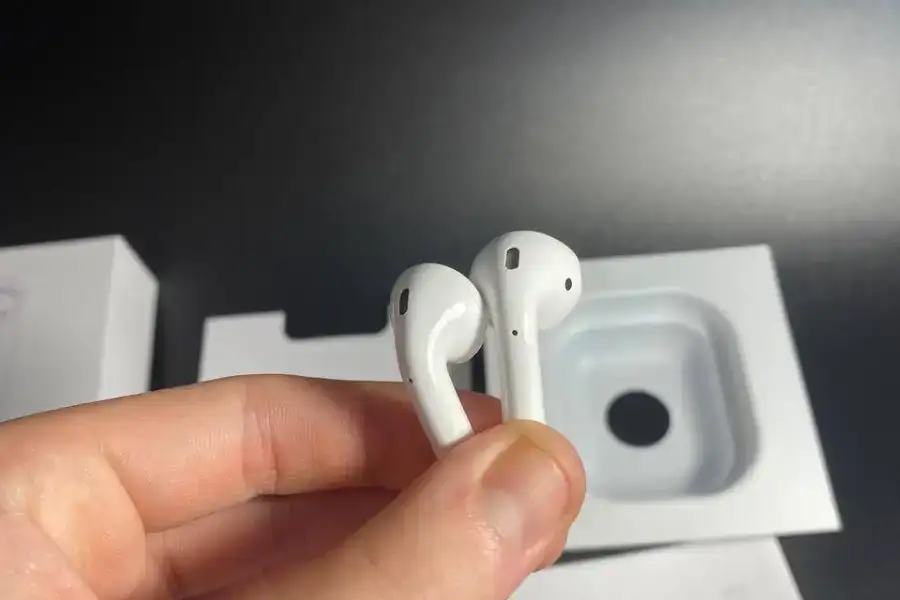 Навушники Apple AirPods 2 2024 + iOS 17