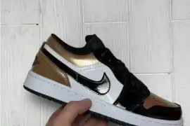 Жіночі кросівки nike air jordan 1