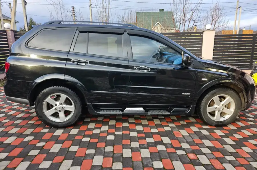 Продам внедорожник SsangYong Kyron