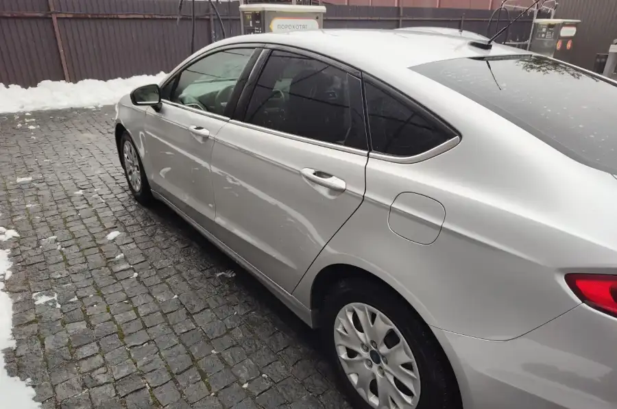 Ford fusion 2.5 2019 рік