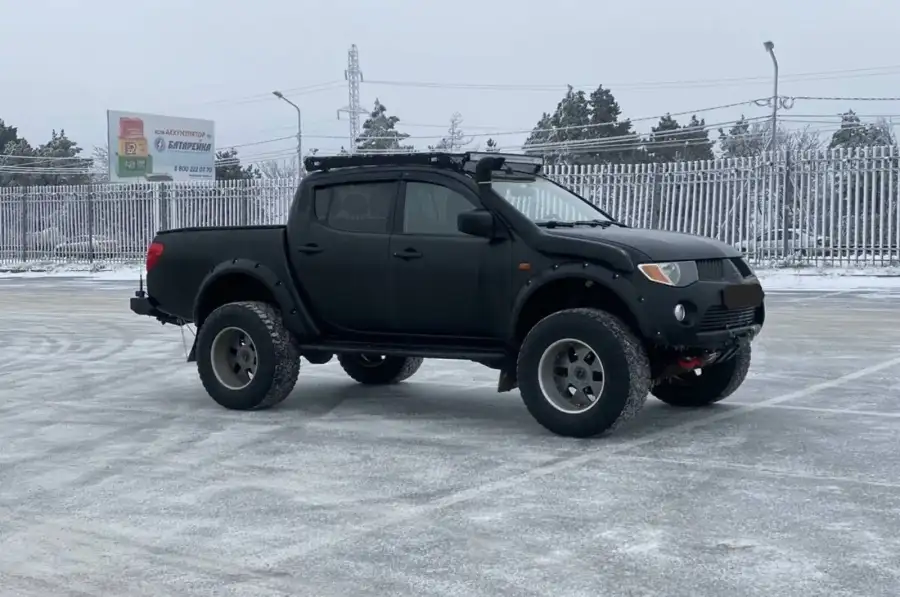 Mitsubishi L200 2,5 TDI 