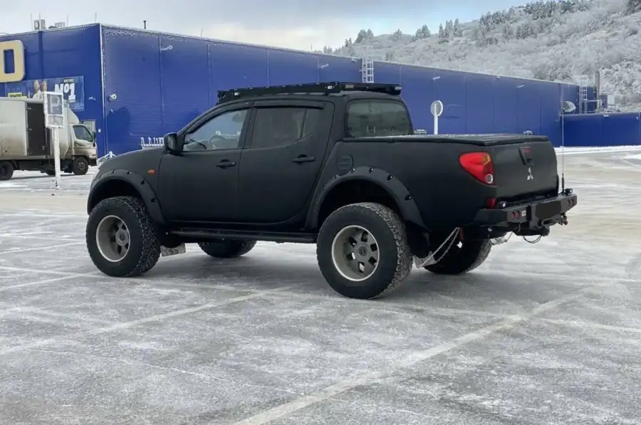 Mitsubishi L200 2,5 TDI 