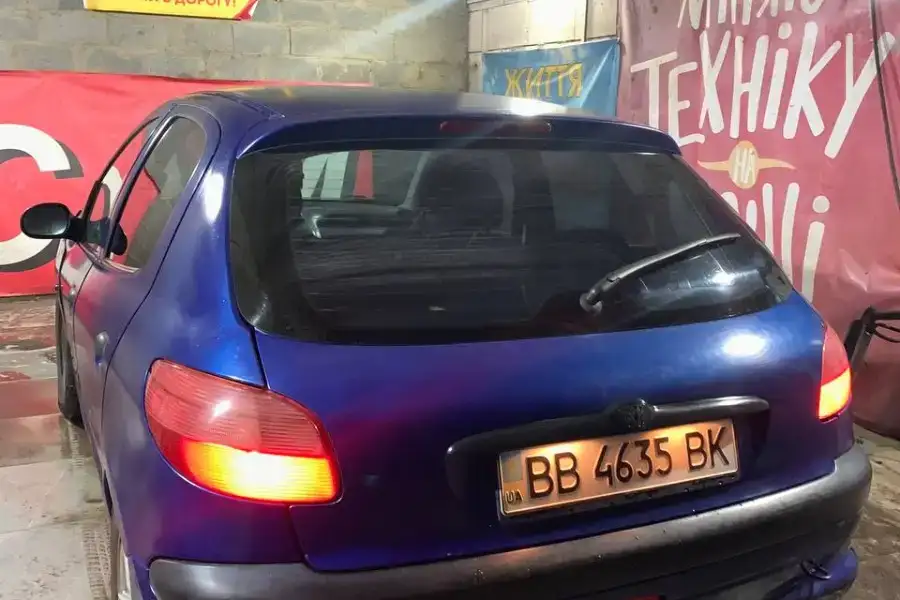 Peugeot 206