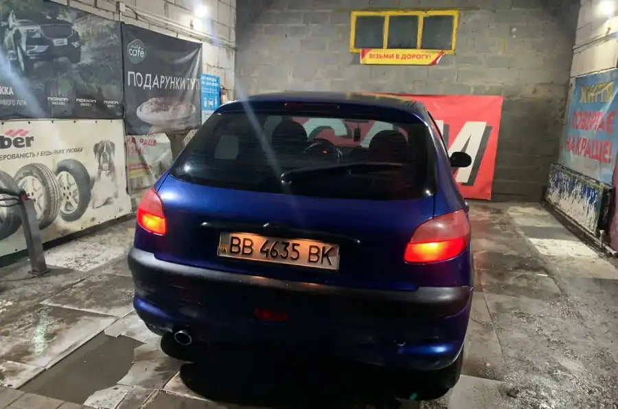 Peugeot 206