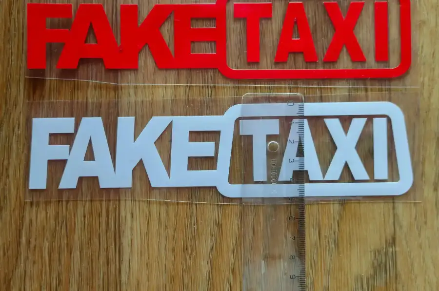 Наклейки на автомобиль FakeTaxi