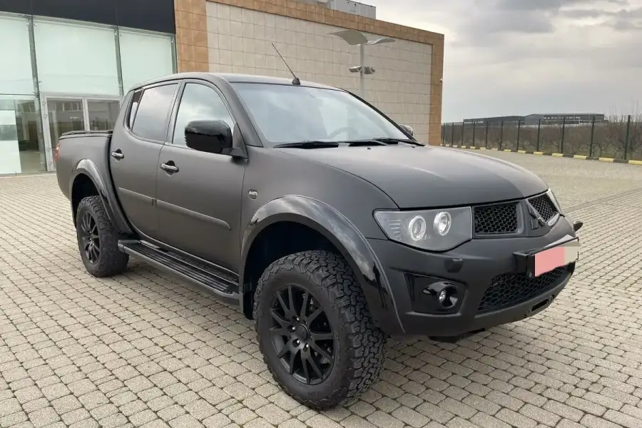 Mitsubishi L200 2,5 TDI 