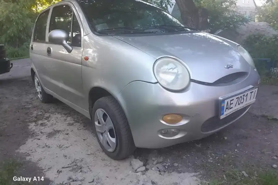 Продам авто chery qq