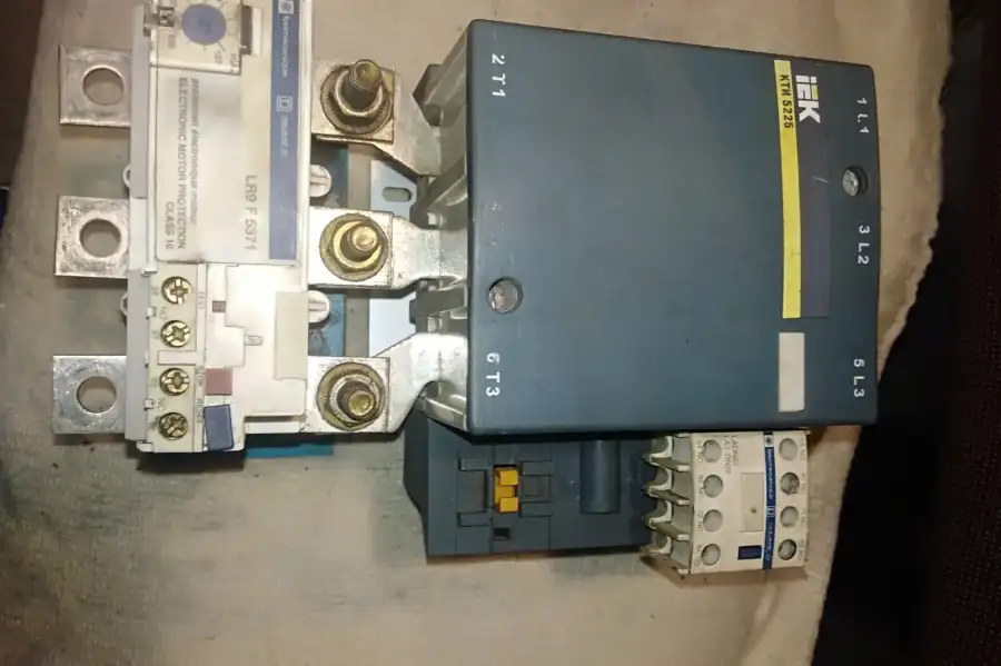 ПРодам Контактор КТИ-5225  IEK  In=225A Uk=220V, грн 5,235.00