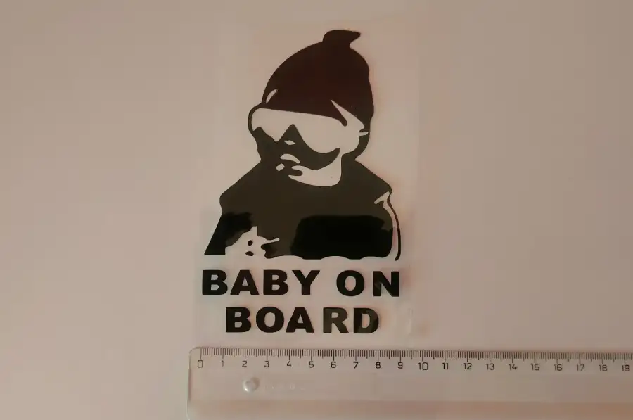 Наклейка на авто Baby on board Чёрная