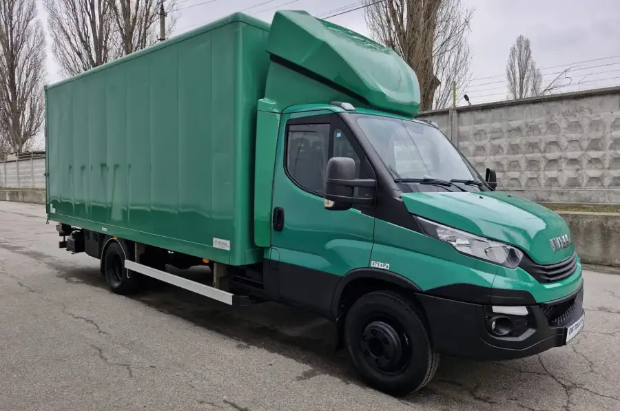 Iveco Daily 70C18, 3.0(180к.с.) МТ, промтоварний