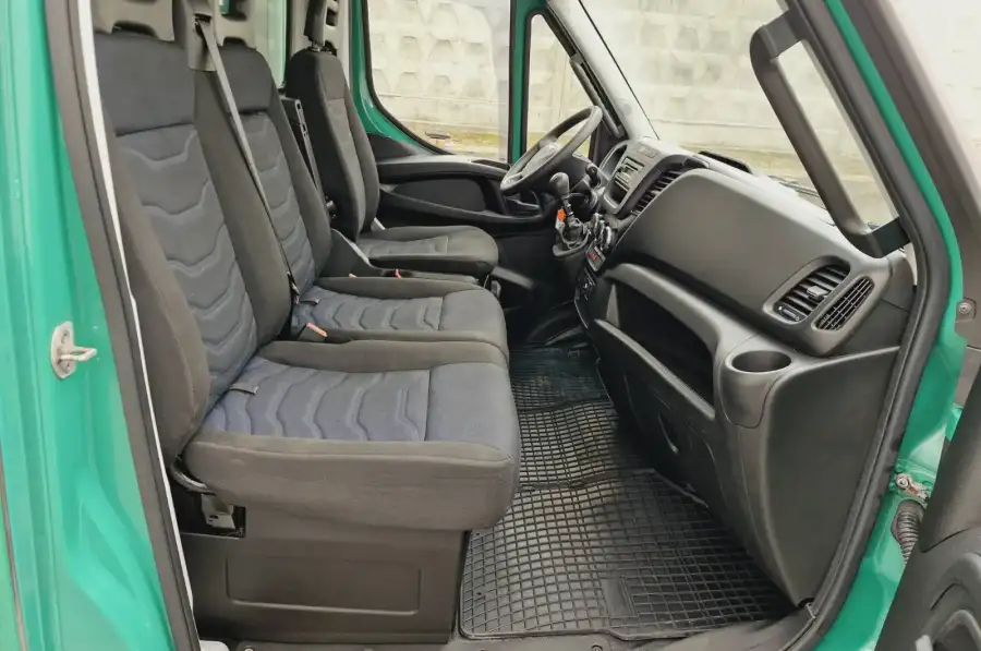 Iveco Daily 70C18, 3.0(180к.с.) МТ, промтоварний