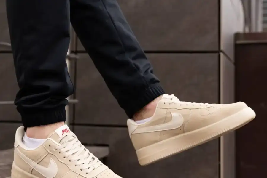 Кросівки Nike Air Force Beige 