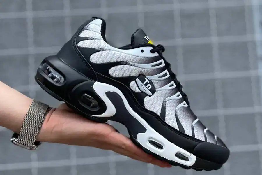 Air Max TN black&white (not brand)