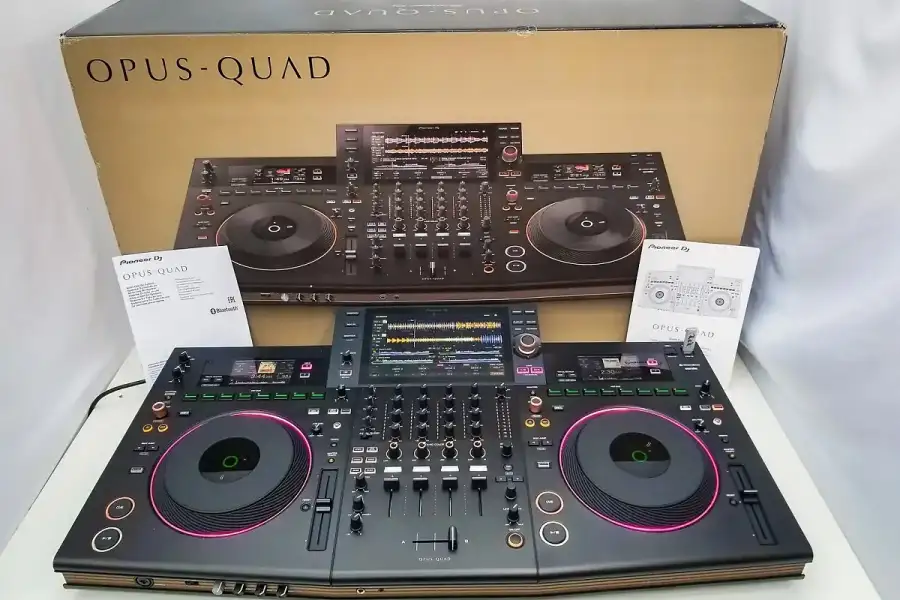 Pioneer CDJ-3000, Pioneer DJM-A9 ,  DJM-V10-LF