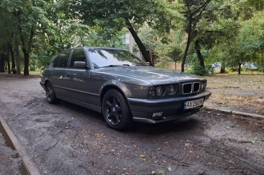 Продам Легенду Bmw e34