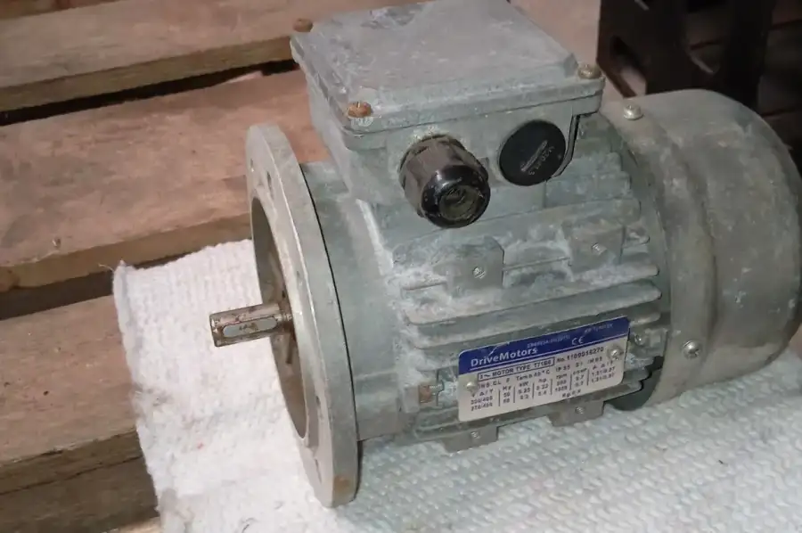 Ел.двигун DRIVE MOTORS TYPE T71B6 0,25kW 960 rpm, hryvn 2,175.00