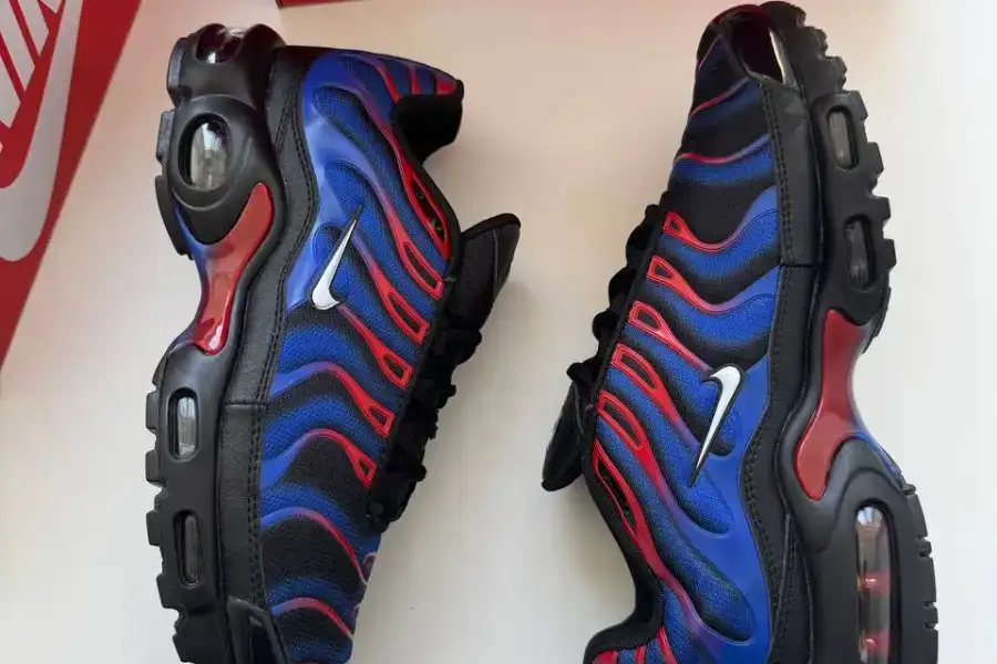 Кросівки Nike Air Max Plus Tn Spider Man