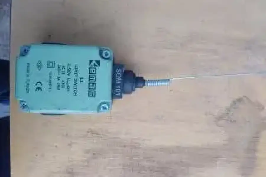 Кінцевий вимикач EMAS L1 240V 3A IP65 LIMIT SWITCH, грн 550.00