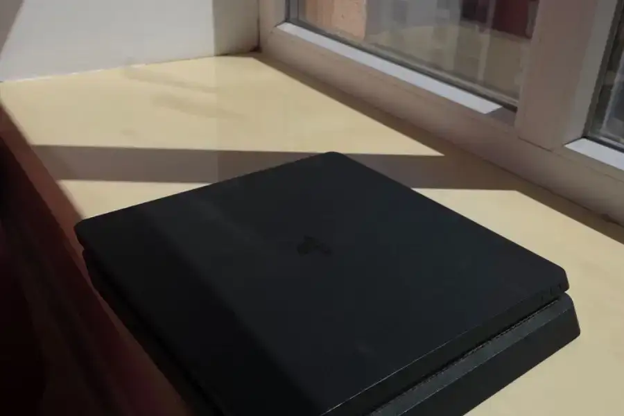 PlayStation4 Slim 500 gb.