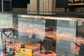 Створіть свій бізнес з Cake Franchise!