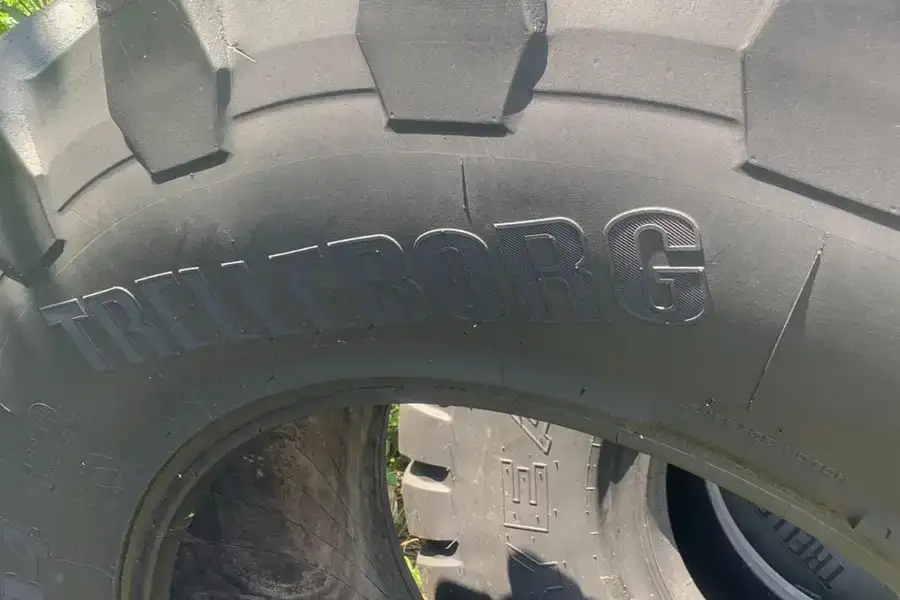 Бу шина 600/70r34 TRELLEBORG для фенд трактора