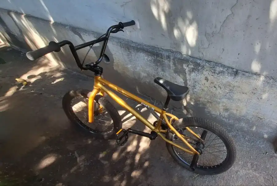 Трюковий велосипед BMX