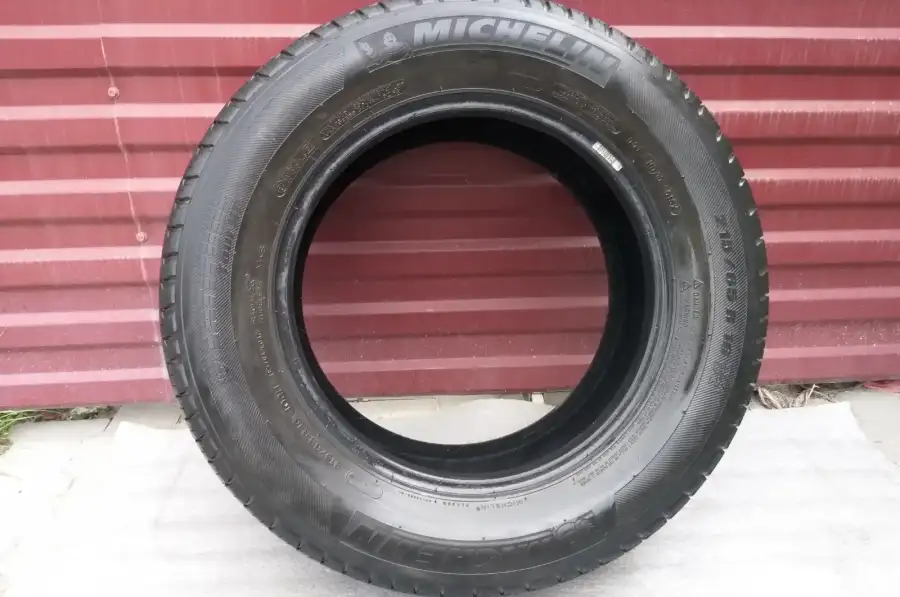 Шини Б/У Michelin Latitude Cross 215/65/R16/102H 