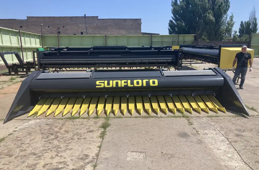 Жниварка для збирання соняшника Sunfloro Shaft 9.2