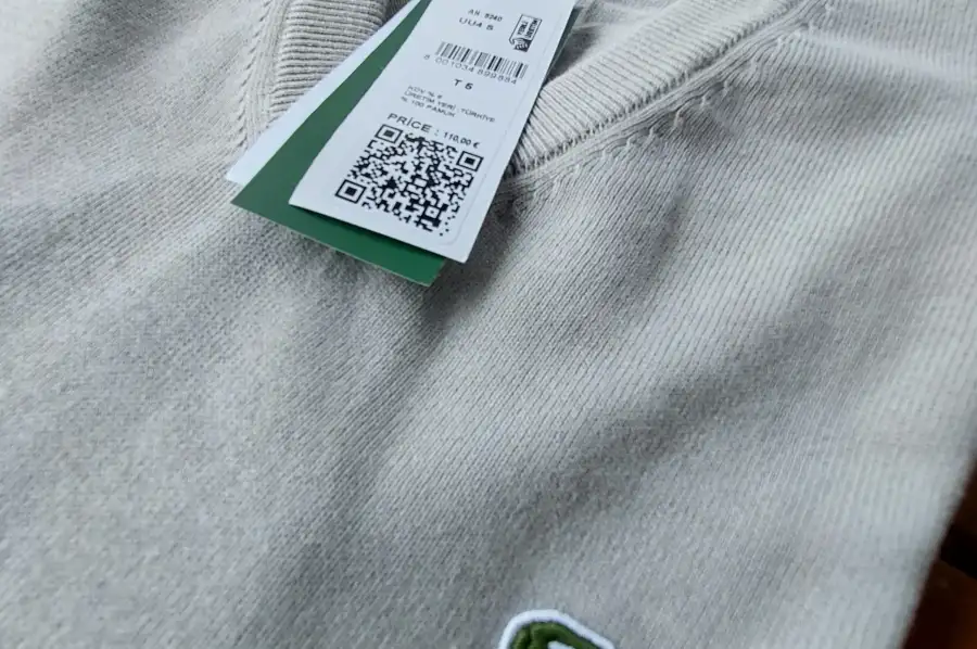 Светер Lacoste , грн 2,300.00