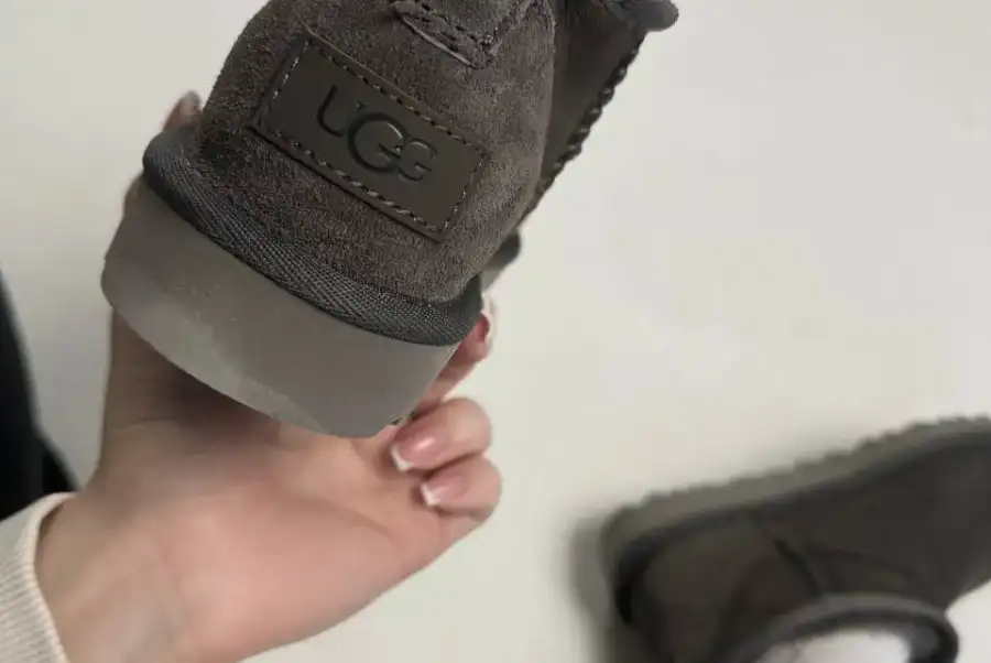 Ugg ultra mini grey 