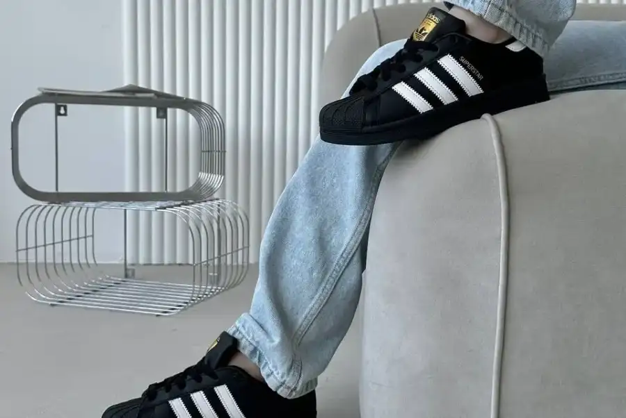 Adidas Superstar Black Premium 