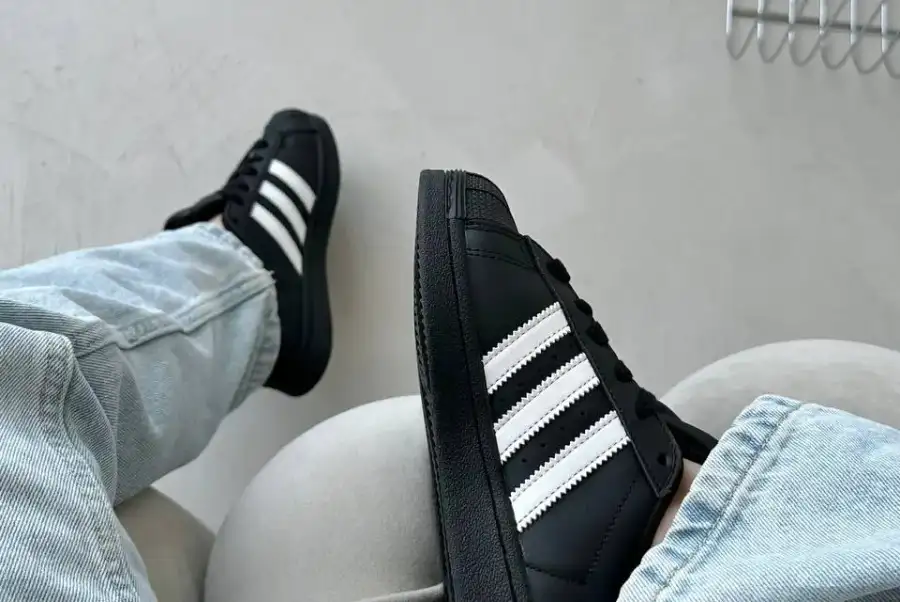 Adidas Superstar Black Premium 