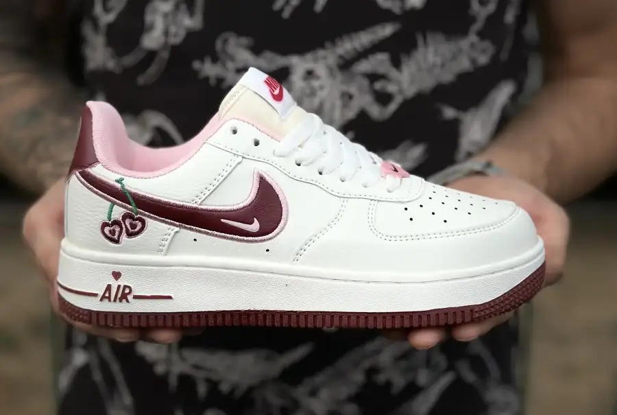 Nike Air Force 1 Low Cherry