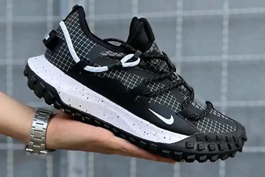 Nike ACG Mounth Low Gore-tex black&white