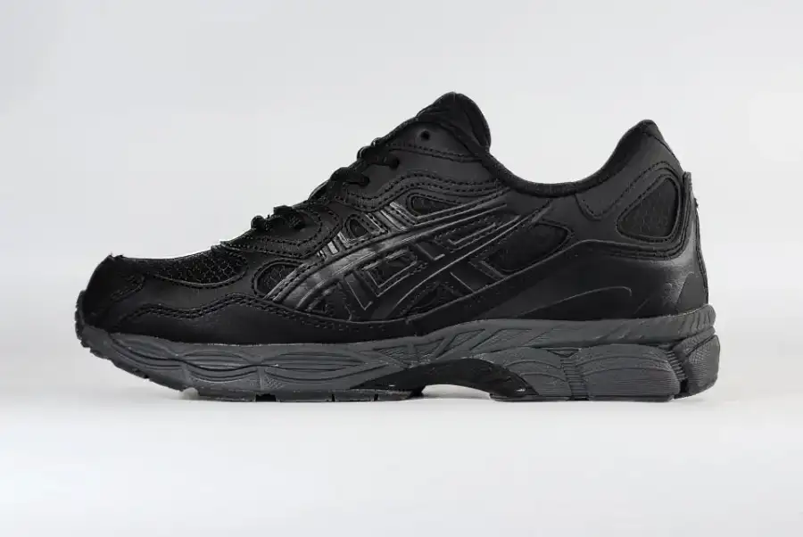 Asics NYC Termo All Black ❄️