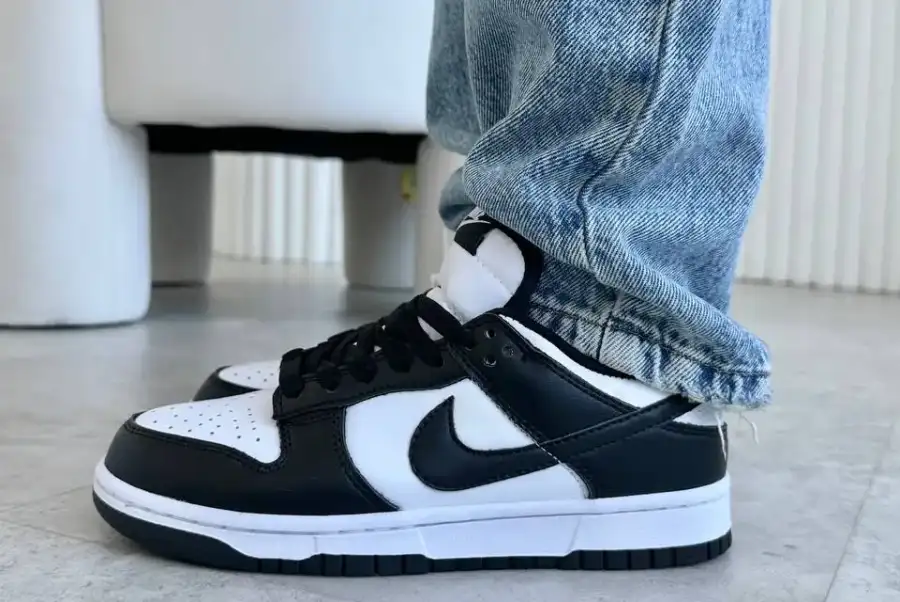 Nike Dunk White Black 