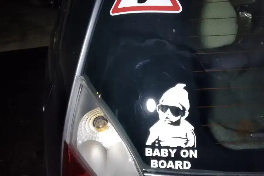 Наклейка на авто Ребенок в машине Baby on board