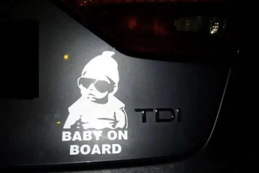 Наклейка на авто Ребенок в машине Baby on board