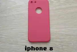 Чехол на iPhone 8 Красный