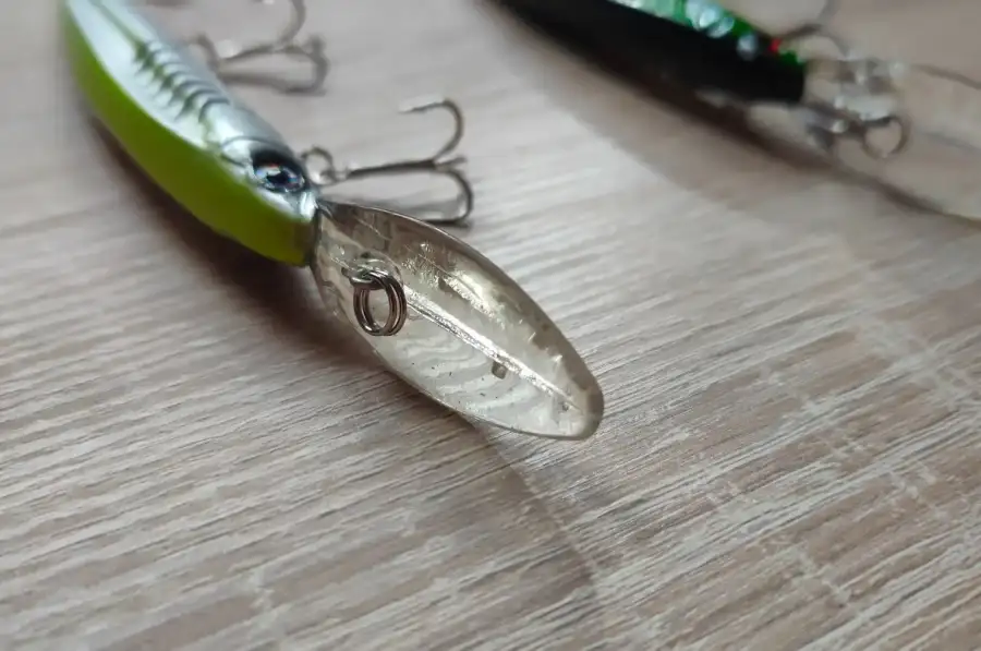 Воблер три крючка 16.9 см minnow lure bait 