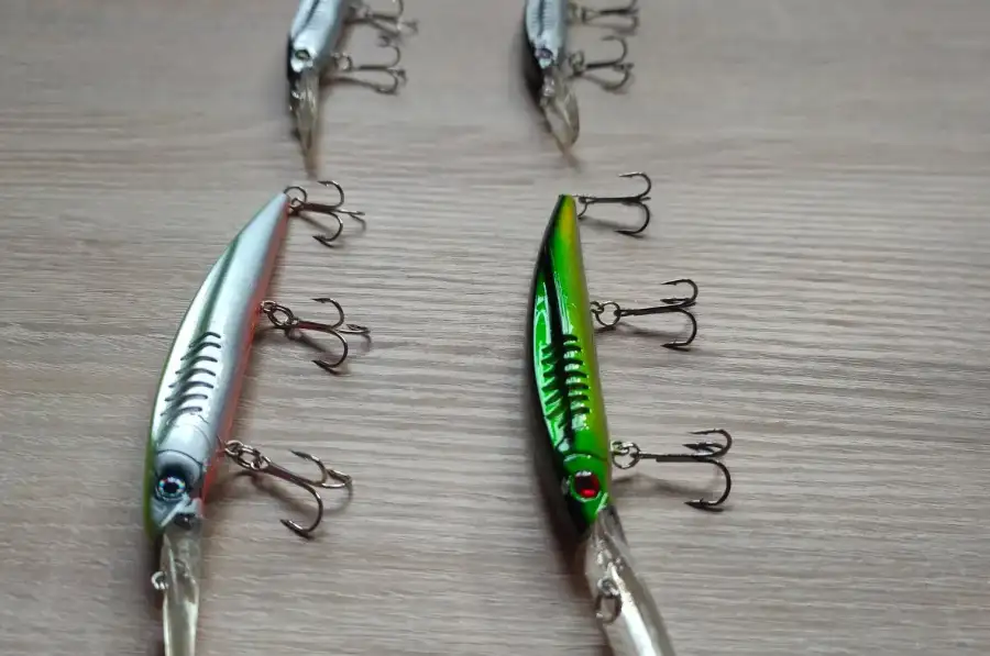 Воблер три крючка 16.9 см minnow lure bait 