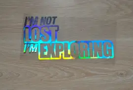 Наклейка на авто im not lost im exploring