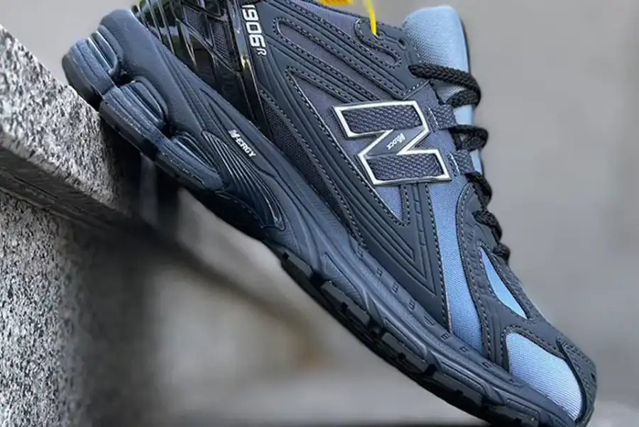 New Balance 1906R Cordura Light Blue