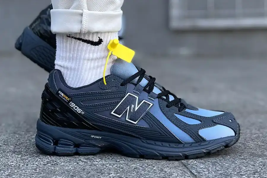 New Balance 1906R Cordura Light Blue