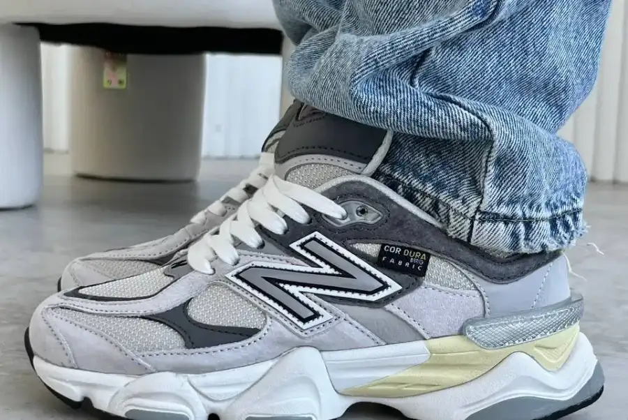 New Balance  9060 Grey 