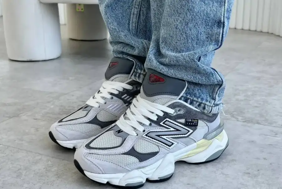 New Balance  9060 Grey 